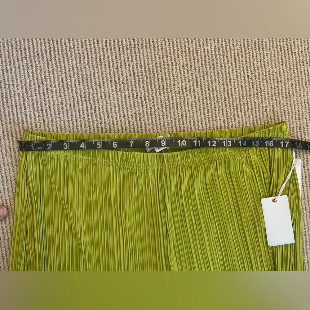 Good American Chartreuse Wide Leg Pants - Picture 15 of 16
